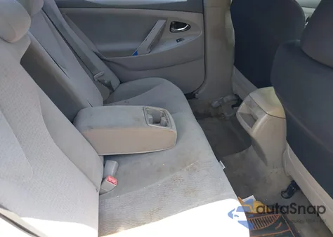 2011 Toyota Camry Le z USA, uszkodzony, nr VIN 4T1BF3EK1BU229622